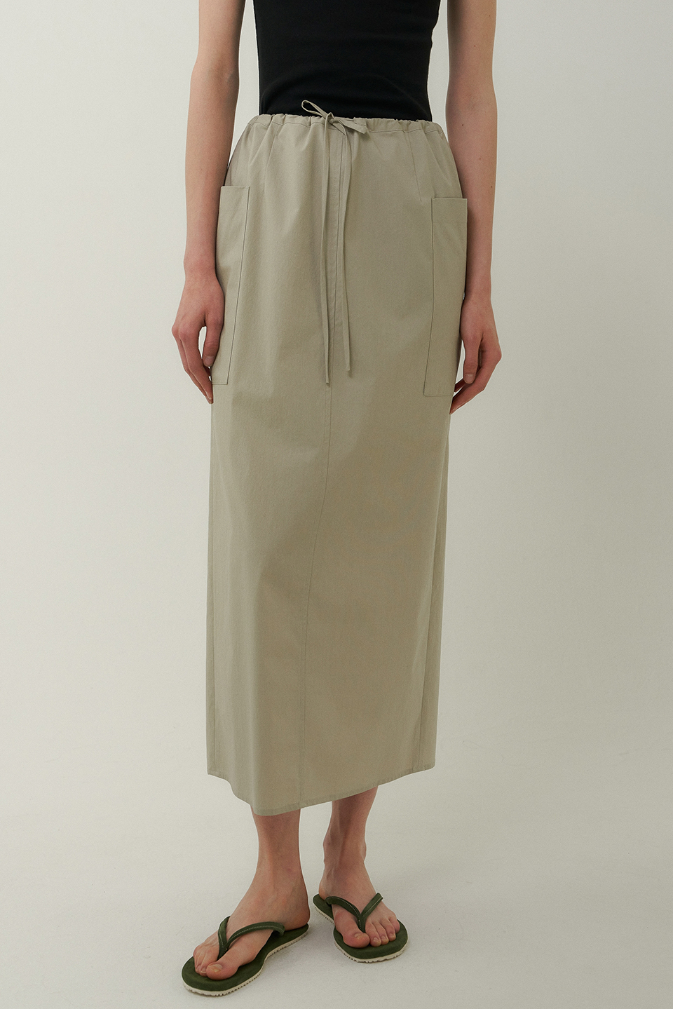 side pocket long skirt (light khaki)