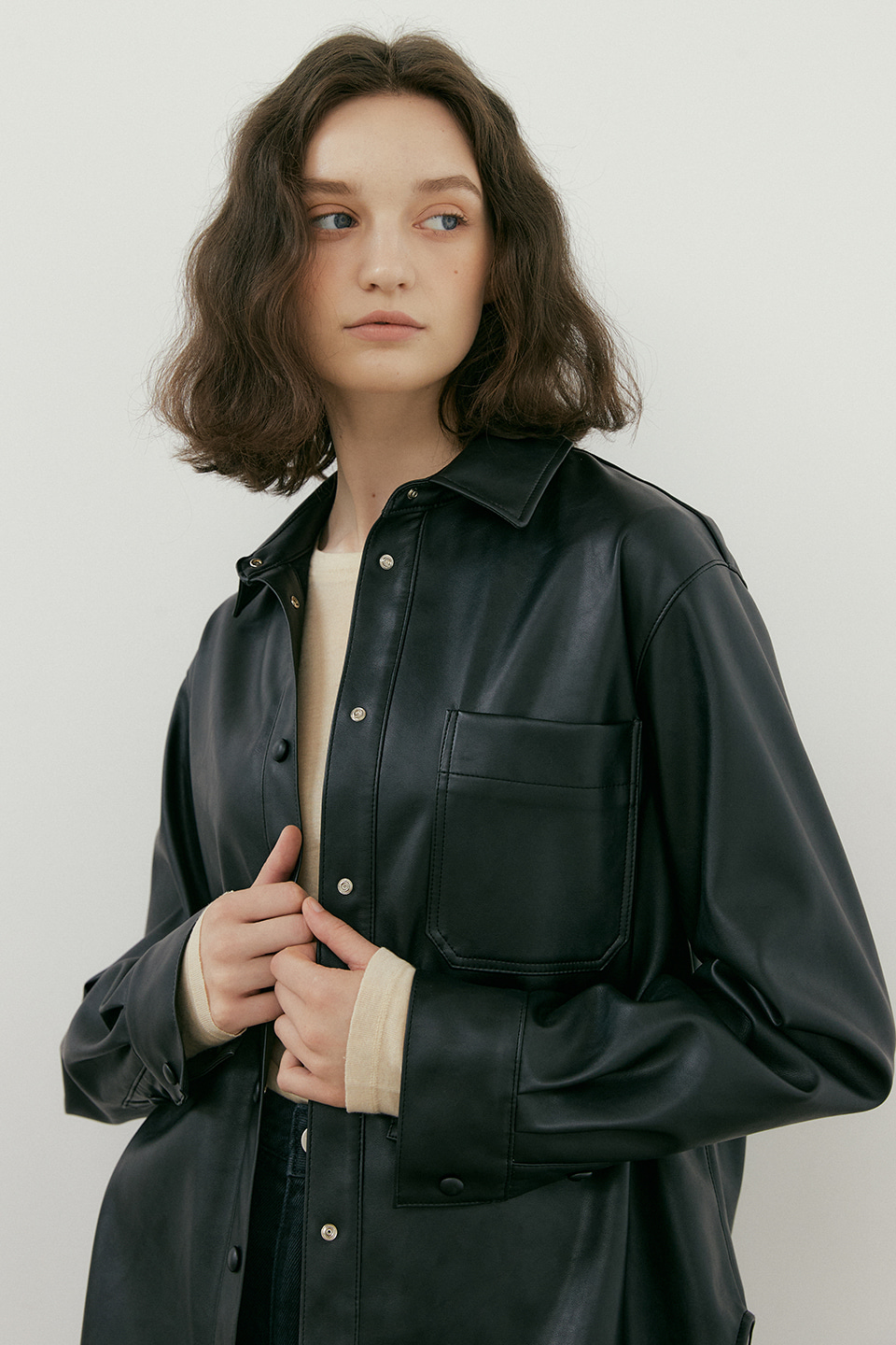 eco leather shirt jacket (black)